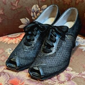 Vintage 1930s-40s Black Mesh Peep Toe Oxford Heels, Red Cross Brand, 7.5-8